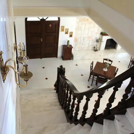 Luxurious Apartments In The Center Of Rome Penzion 3*