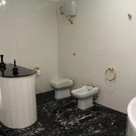 Penzion Luxurious Apartments In The Center Of Rome 3*