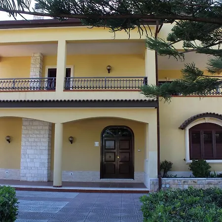 Luxurious Apartments In The Center Of Rome 3*