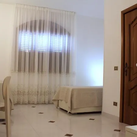 Luxurious Apartments In The Center Of Rome Penzion Řím