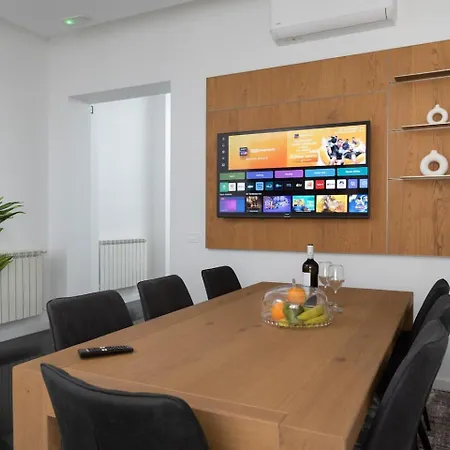 Luxurious Apartments In The Center Of Rome Pensionat 3*