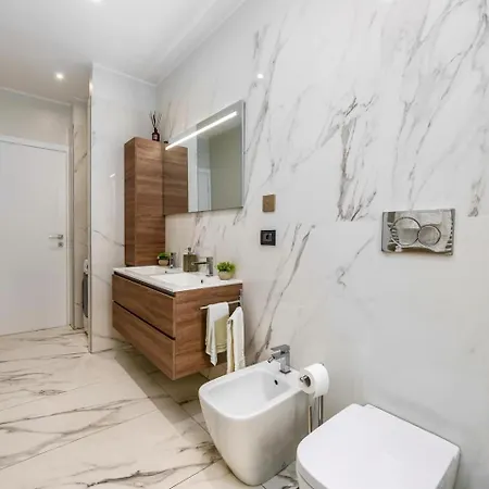 Luxurious Apartments In The Center Of Rome Rom