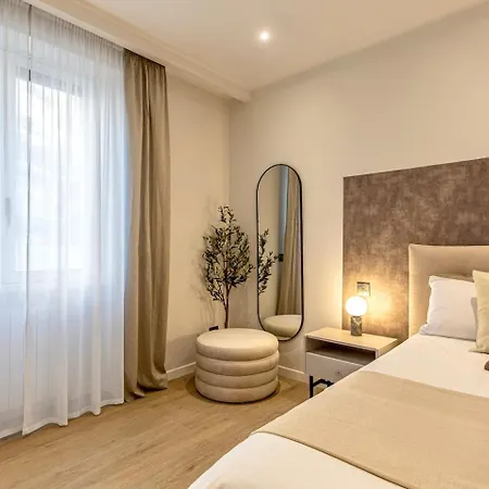 Luxurious Apartments In The Center Of Rome