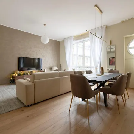 Pensionat Luxurious Apartments In The Center Of Rome Rom