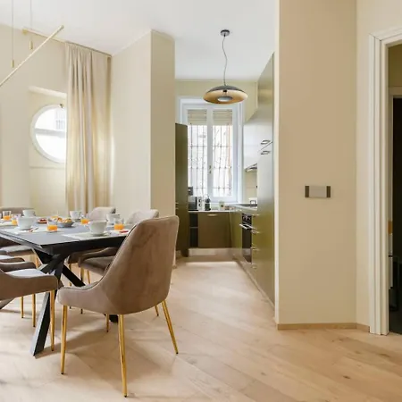 Luxurious Apartments In The Center Of Rome Rom