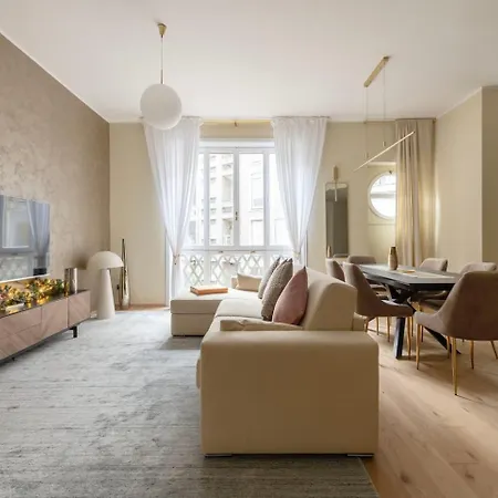 Luxurious Apartments In The Center Of Rome