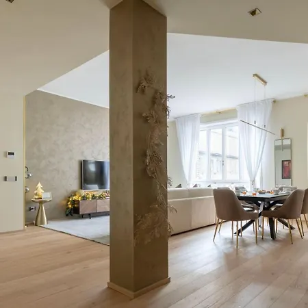 Luxurious Apartments In The Center Of Rome Rom